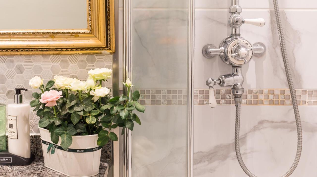 Flat 3, 6 Lypiatt Terrace Cheltenham Gloucestershire Gl50 2Sx المظهر الخارجي الصورة