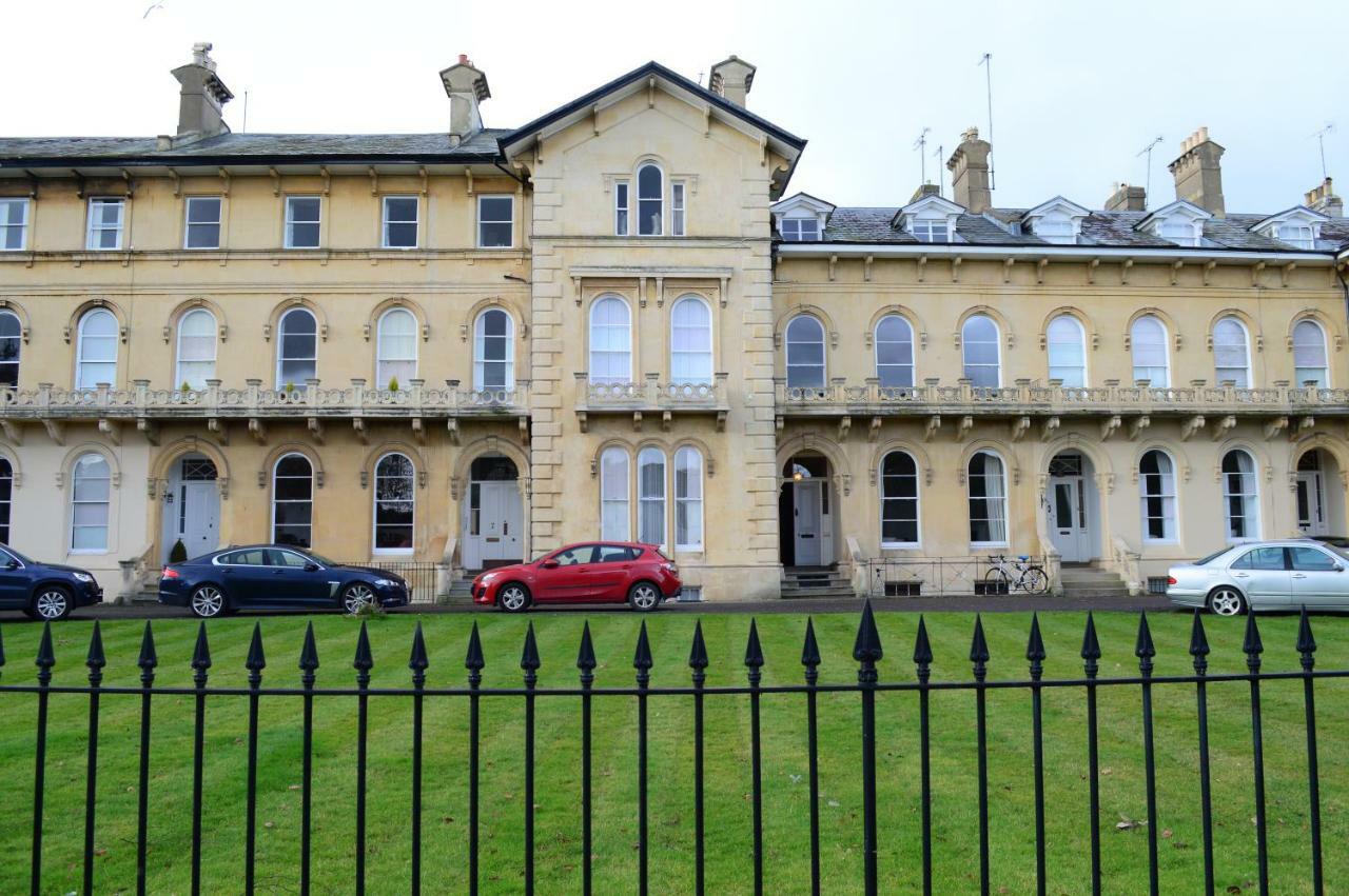 Flat 3, 6 Lypiatt Terrace Cheltenham Gloucestershire Gl50 2Sx المظهر الخارجي الصورة