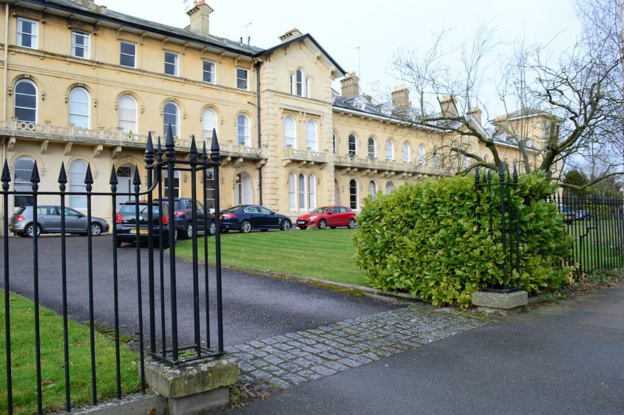 Flat 3, 6 Lypiatt Terrace Cheltenham Gloucestershire Gl50 2Sx المظهر الخارجي الصورة