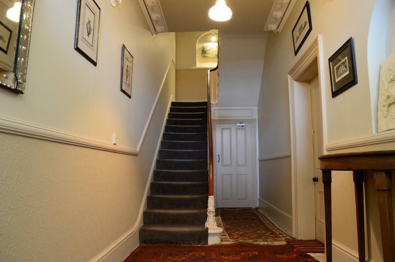 Flat 3, 6 Lypiatt Terrace Cheltenham Gloucestershire Gl50 2Sx المظهر الخارجي الصورة