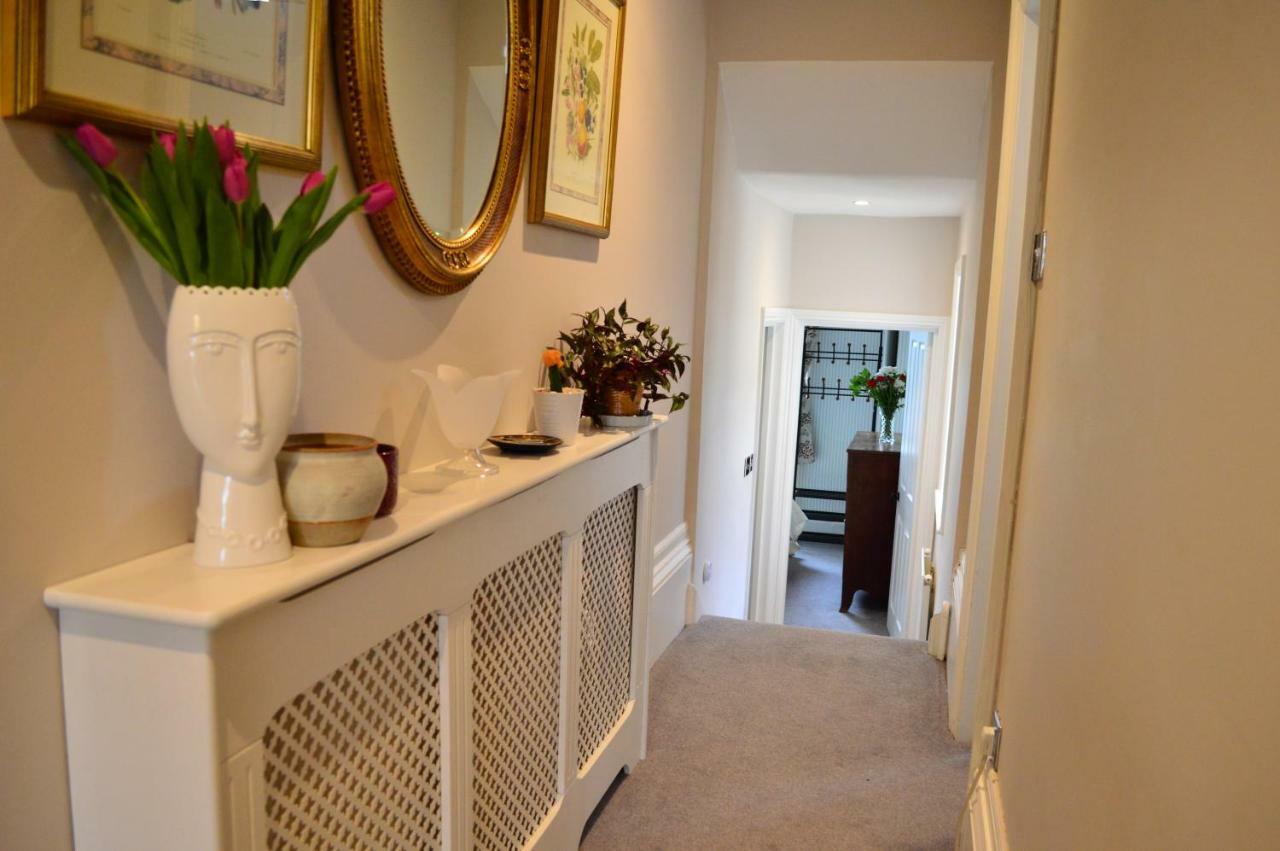 Flat 3, 6 Lypiatt Terrace Cheltenham Gloucestershire Gl50 2Sx المظهر الخارجي الصورة